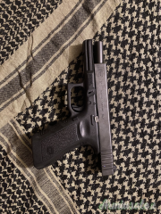 Glock 17 9x21mm IMI