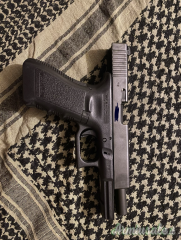 Glock 17 9x21mm IMI