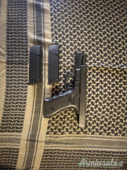 Glock 17 9x21mm IMI