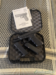 Glock 17 9x21mm IMI