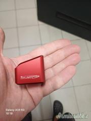Pad maggiorato rosso per caricatore di Glock 19, marca Toni System.