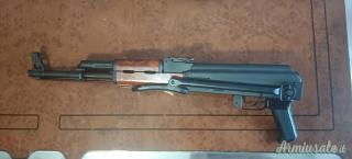 Kalashnikov Bulgaro AK47 marca: ISD mod: bsr47 Cal: 7.62x39mm