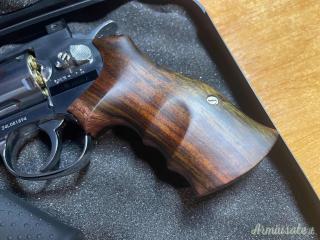DAN WESSON 6