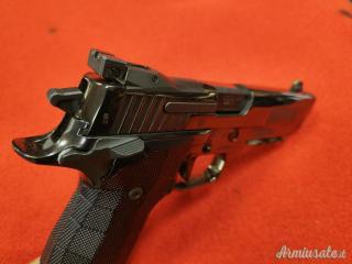 SIG-Sauer P226 X-Five Reserve 9x19