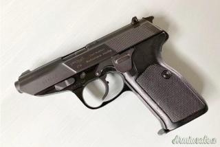 Walther P5