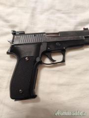 SIG-Sauer P226 9x21mm IMI
