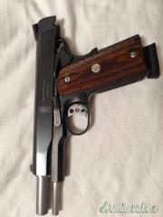 Smith & Wesson 1911 Carbon .45 ACP