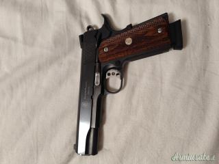 Smith & Wesson 1911 Carbon .45 ACP