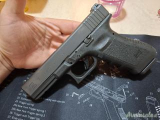 Glock  9x21mm IMI