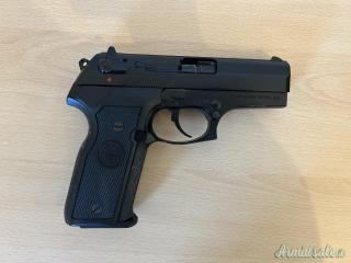 Beretta F 8000 Cougar 9x21mm IMI