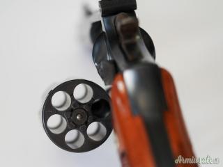 Smith & Wesson 19-5 .357 Magnum con corredo