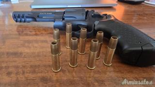 Revolver S&W M&P R8 UMAREX