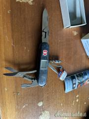 COLTELLO MULTIUSO VOYAGER NERO