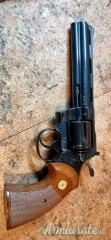 Colt Python 1976 royal bleu