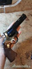 Colt Python 1976 royal bleu