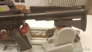Colt M16 menusar .223 Remington