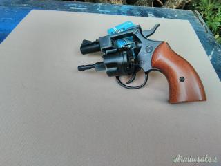 REVOLVER A SALVE
