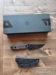 coltello Petrified Fish PFE18 N690