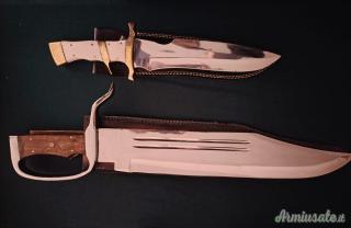 Coltelli Bowie Pakistan