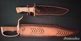 Coltelli Bowie Pakistan
