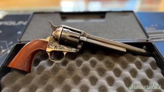 Uberti CATTLEMAN 1873 .45 Colt