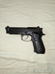 [HFC] B92 Blow-Back pistola a CO2 + accessori