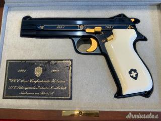 SIG P 210 COMMEMORATIVA