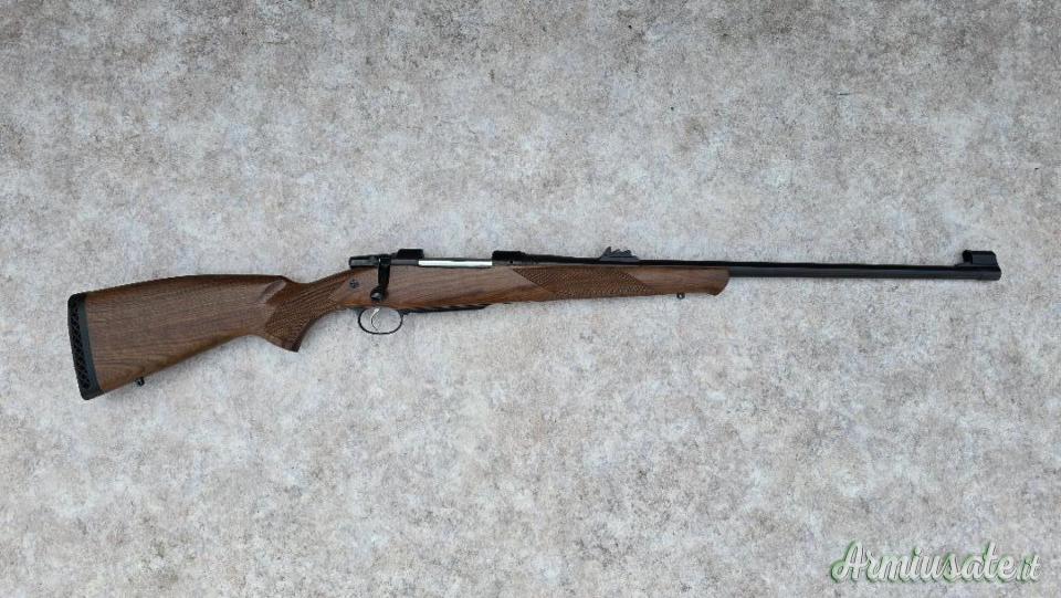 Carabina Cz 550 magnum cal 375 holland condizioni eccellenti  per info contattaci