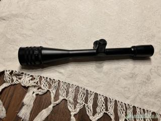 Weaver T24 24x40 1/8 moa Crosshair/dot