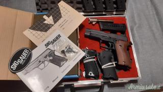 SIG-Sauer P220 7.65x22mm Parabellum  |  7.65x22mm Luger  | .30 Luger