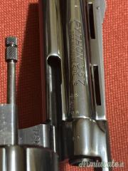 Colt Python royal blue  .357 AutoMag