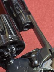 Colt Python royal blue  .357 AutoMag
