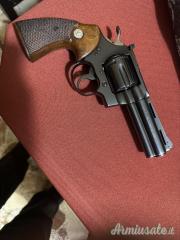Colt Python royal blue  .357 AutoMag