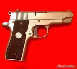 COLT GOVERNMENT MKIV IN ACCIAIO INOX CAL 9 CORTO (380 AUTO)
