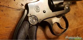 Smith & Wesson Safety Hammerless . 32 e 38 SW