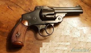 Smith & Wesson Safety Hammerless . 32 e 38 SW