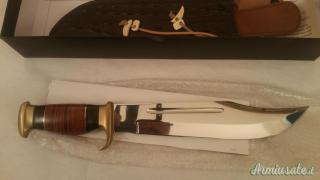 coltello tipo Bowie