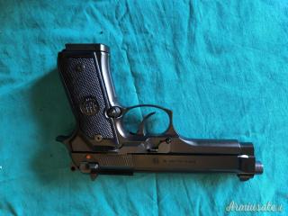 Beretta 92 fs .22 LR Long Rifle