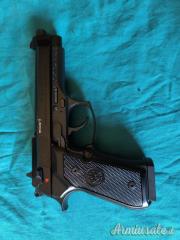 Beretta 92 fs .22 LR Long Rifle