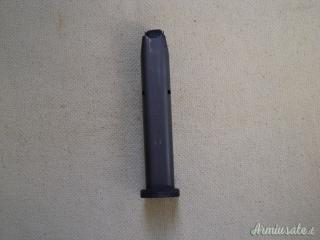 Caricatore BERETTA 8045 Cougar calibro .45ACP