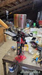 Pressa progressiva MEC 650 N cal 12 con barra micrometrica