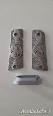 GUANCETTE E MINIGONNA PER 1911