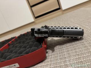 1911 custom .45 ACP