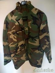 completo impermeabile mimetica con giacca imbottita e pantaloni con bretelle. taglia 54-56