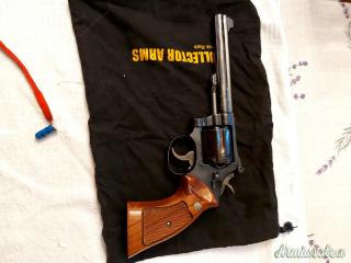 Smith&Wesson mod 29 cal .44 Mag e mod 14 cal .38 Special