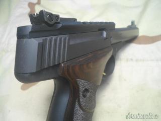 Browning BUCK MARK .22 LR Long Rifle