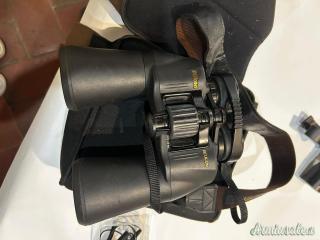 binocolo nikon aculon