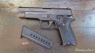 SIG-Sauer P220 9x23mm Steyr
