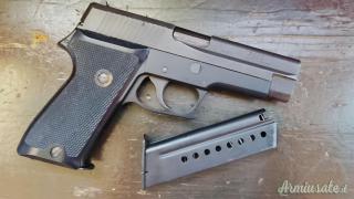 SIG-Sauer P220 9x23mm Steyr