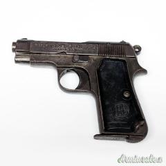 Pistola semi-automatica storica Beretta, modello 35 (Anno 1944), punzone, calibro 7,65